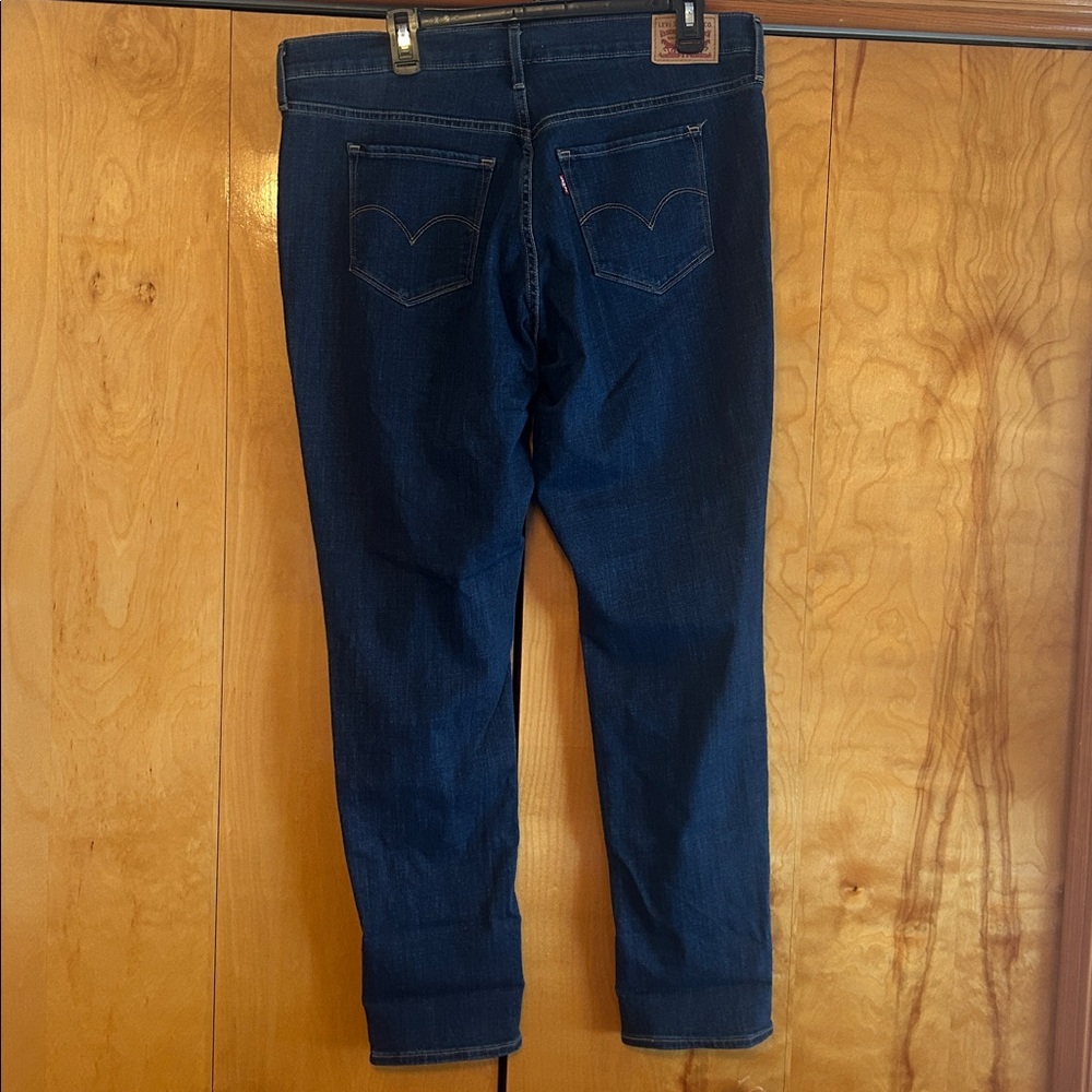 Levi’s 311 Shaping Skinny Jeans - Picture 3 of 4